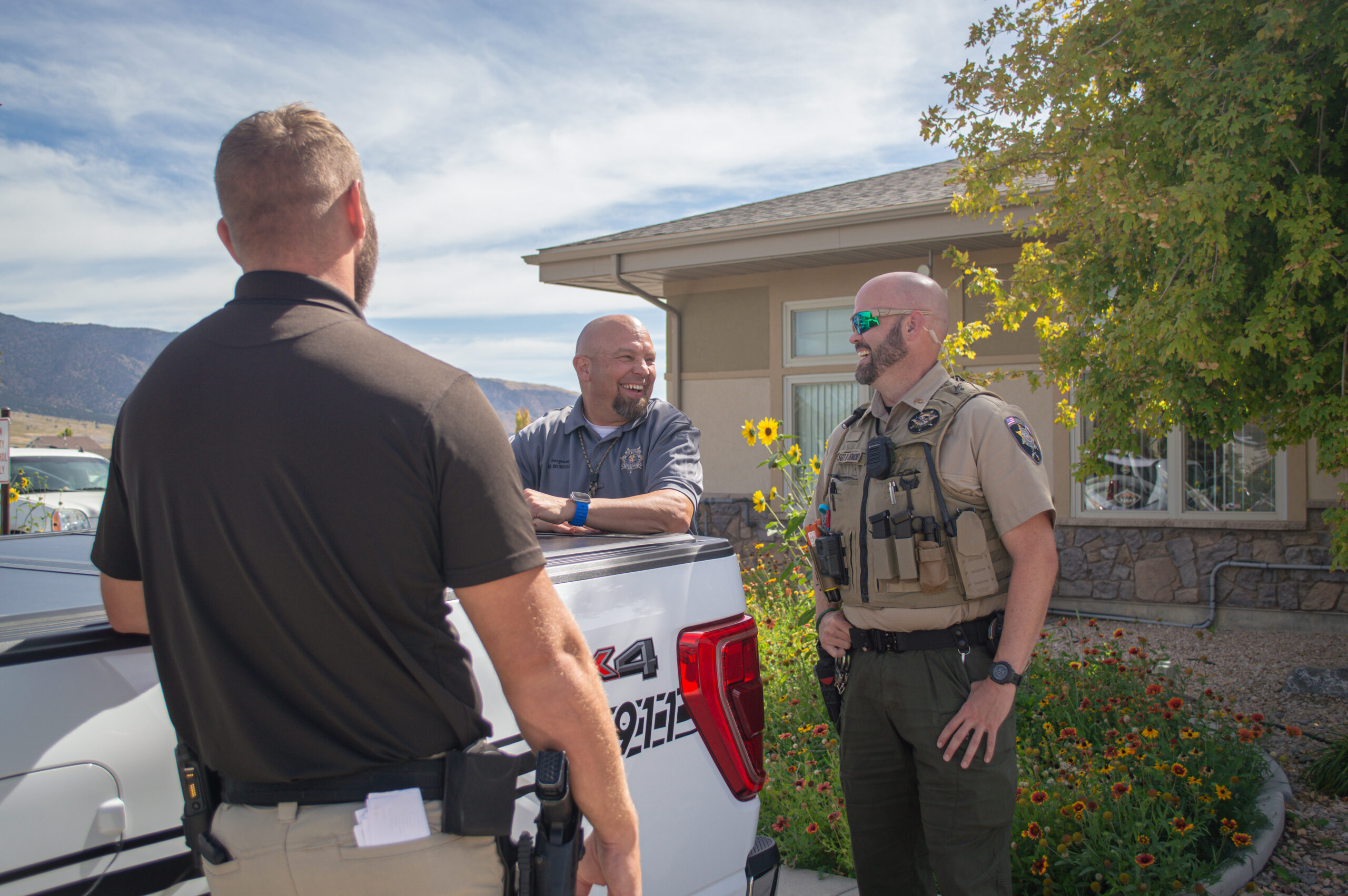 sheriff's-office-deputies
