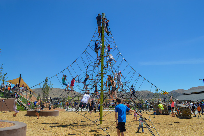eagle mountain parks
outdoor space