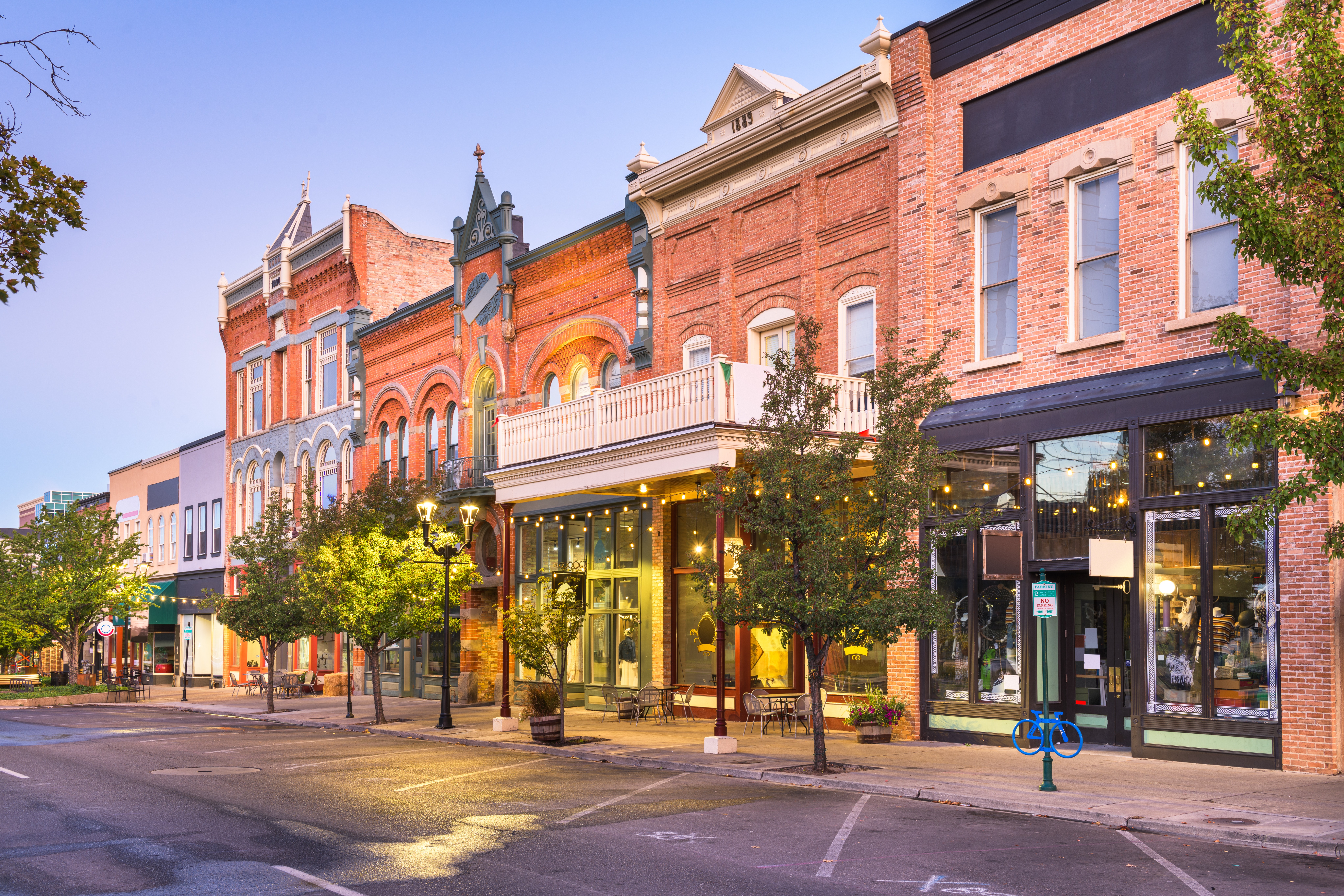 Design-Comparison-EMC-Downtown