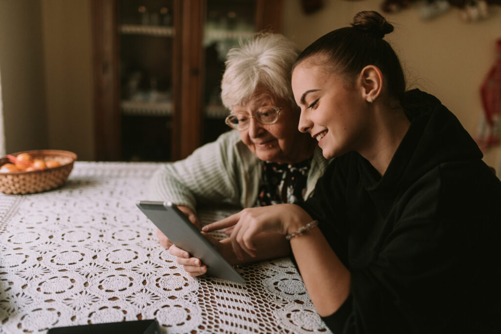 two-women-ipad