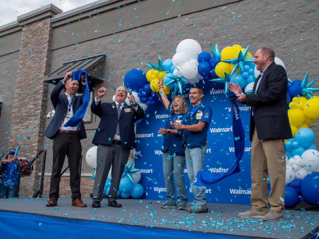 EM-Walmart-Ribbon-Cutting