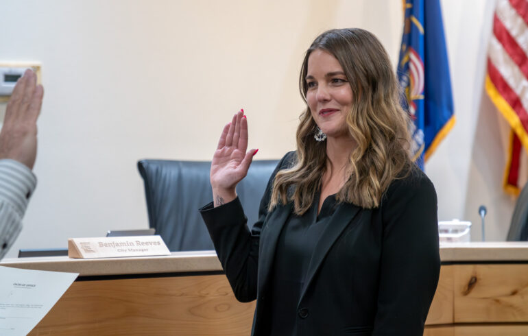 Lacie-Messerly-City-Recorder-Eagle-Mountain-City-Oath-Of-Office