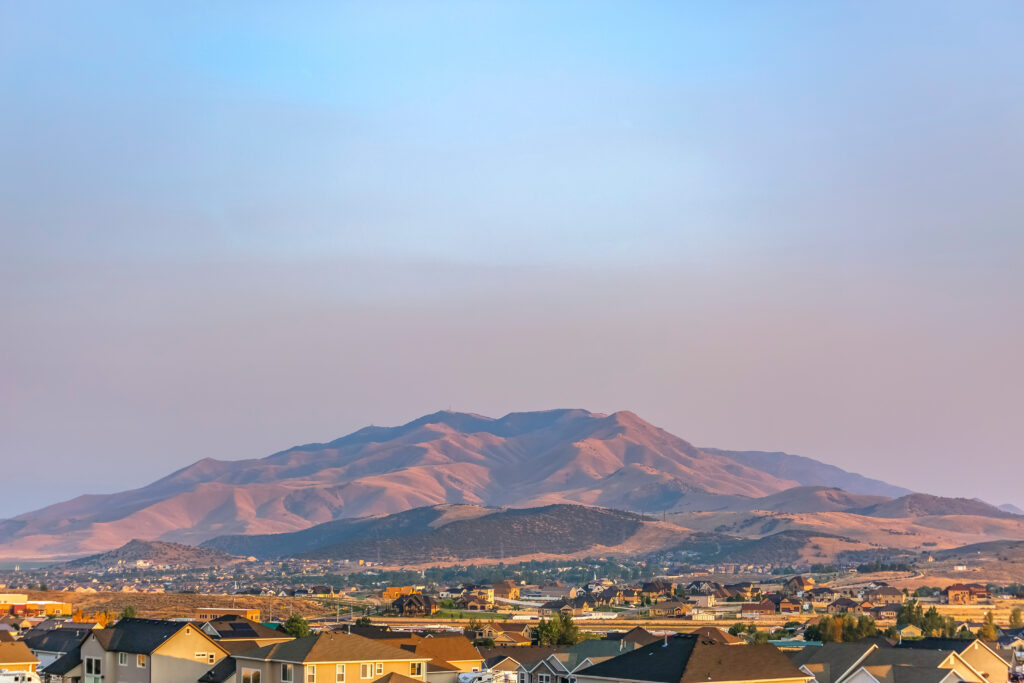 Eagle-Mountain-Utah-Lake-Mountain