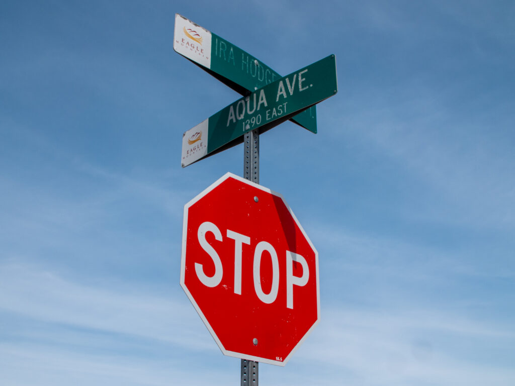 Street-Sign-Showing-Aqua-Avenue-Eagle-Mountain-Utah