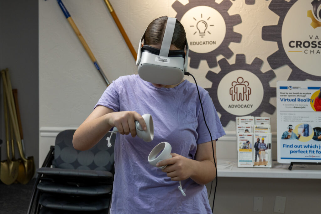 Virtual-Reality-Career-Crossroad-Chamber